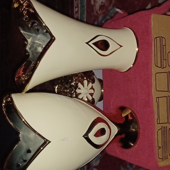 Set of gold Cayde handmade ceramic vases and bowl. By D'Lusso Designs - Picture 2 of 5